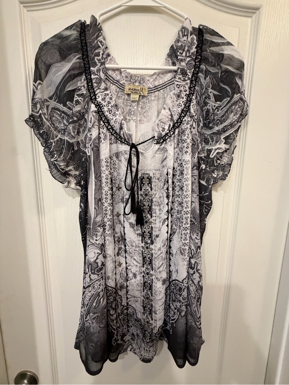One World Paisley Embellished Flutter Sleeve Tunic Blouse 1X